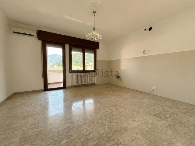 Appartamento in affitto a Romano D'ezzelino, Veneto