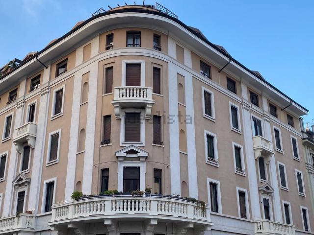 Appartamento in affitto a Municipio 9, Milano