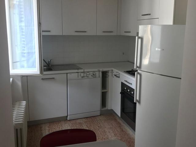 Appartamento in affitto a Centro storico, Brenzone
