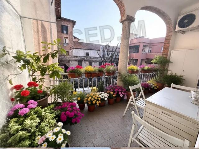 Appartamento in affitto a Lucernate, Rho