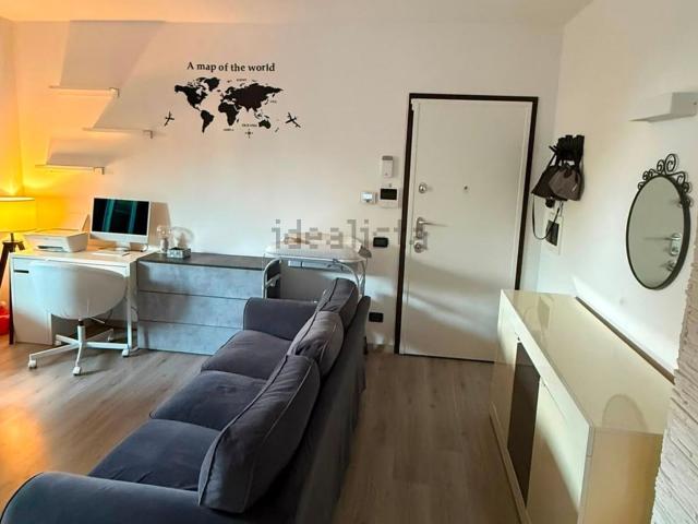 Appartamento in affitto a Montano Lucino, Lombardia