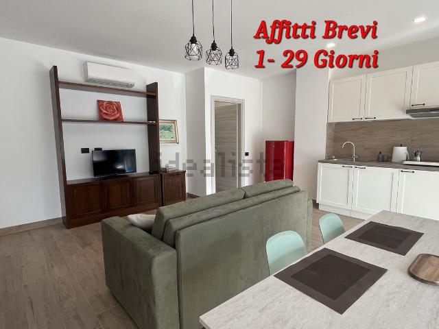 Appartamento in affitto a Stella, Saronno