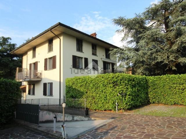 Appartamento in affitto a Madonna del Bosco, Bergamo