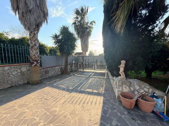 Appartamento in affitto a Rione Bognar, Pozzuoli