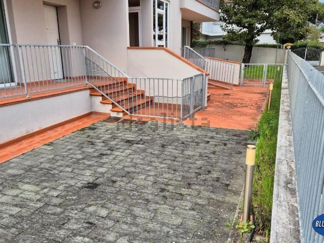 Appartamento in affitto a Viareggio