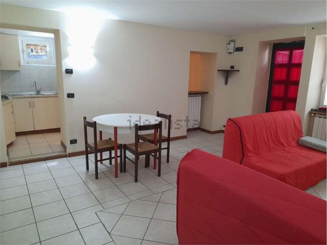 Appartamento in affitto a Sant'Erminio, Cenerente