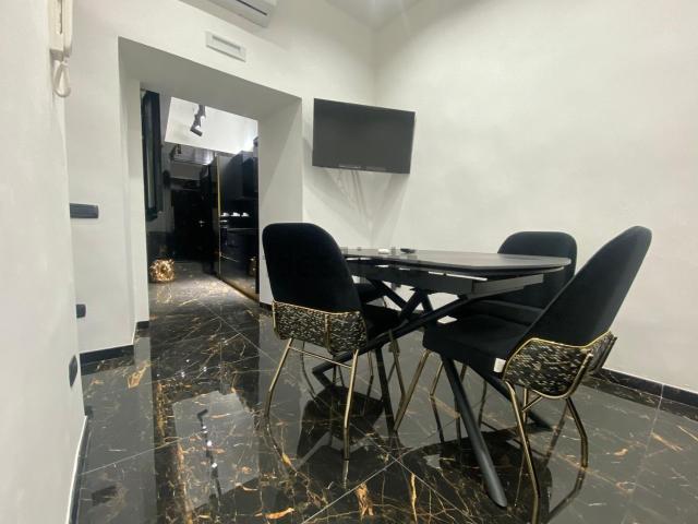 Appartamento in affitto a Municipalità 4, Campania
