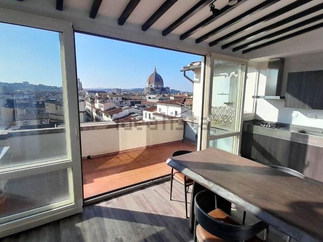Attico in affitto a Quartiere 1, Firenze