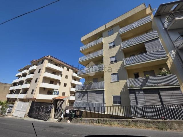 Appartamento in affitto a Gallina, Calabria