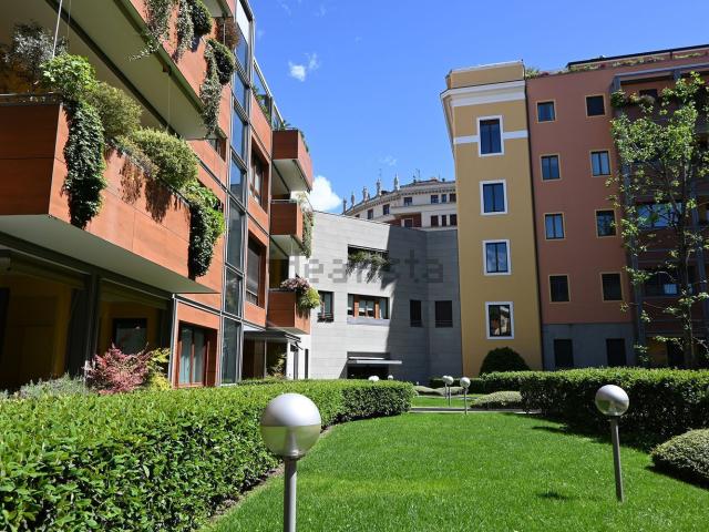 Appartamento in affitto a Municipio 1, Milano