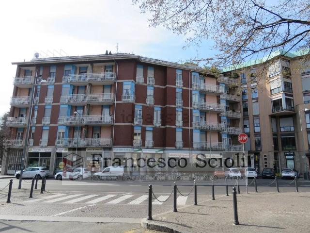 Appartamento in affitto a Santuario, Saronno