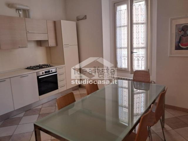 Appartamento in affitto a Centro Storico, Cremona