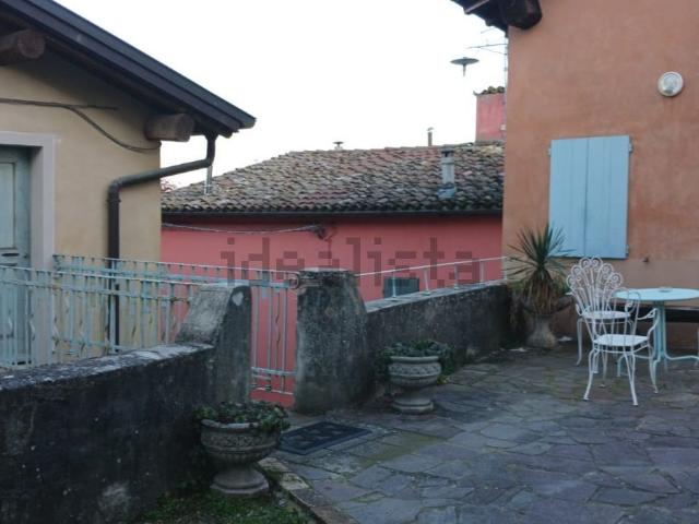 Appartamento in affitto a Bannone, Traversetolo