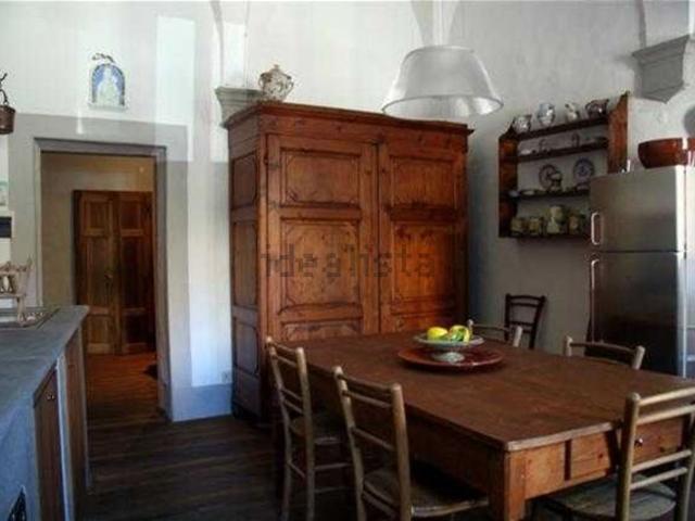 Appartamento in affitto a Palazzo Del Pero, Toscana
