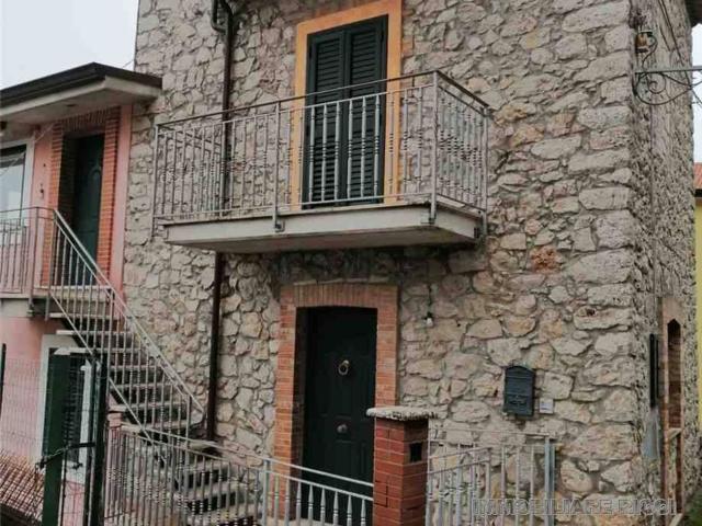 Appartamento in affitto a Esperia, Lazio