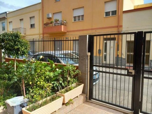 Appartamento in affitto a Monteleone - Santa Rosalia, Cagliari