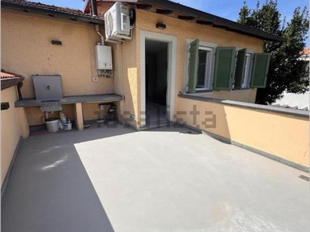 Appartamento in affitto a Vittoria Apuana, Forte Dei Marmi