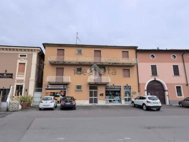 Appartamento in affitto a Quinzano D'oglio, Lombardia