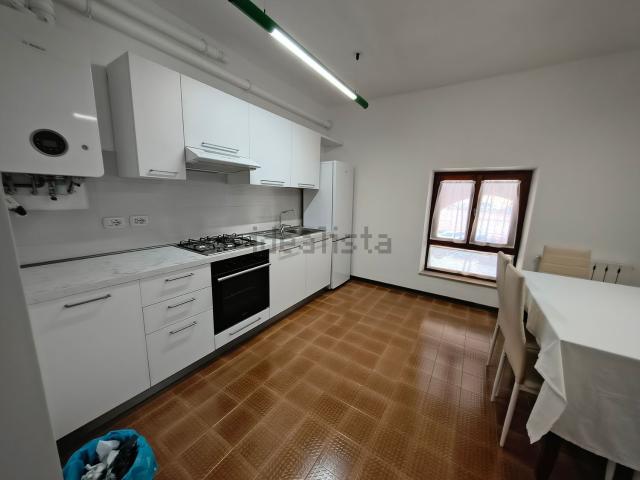 Appartamento in affitto a Piano, Marche