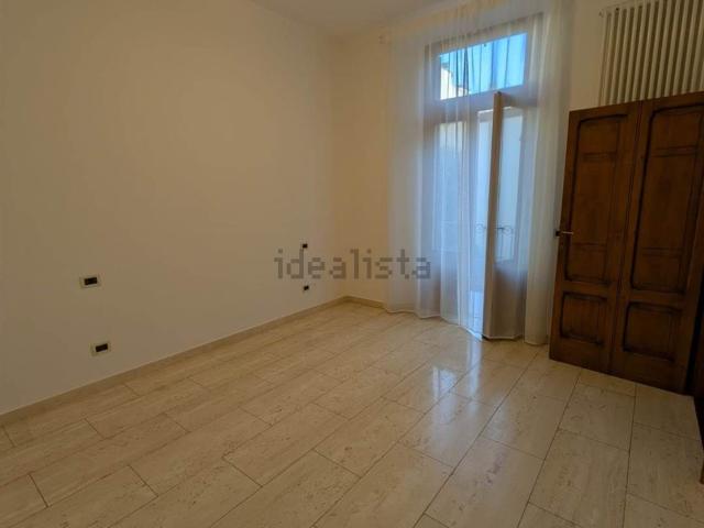 Appartamento in affitto a Desenzano Del Garda, Lombardia