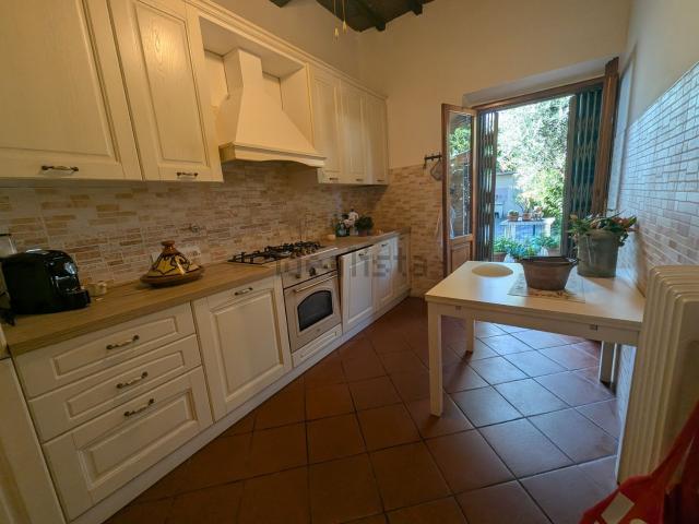 Appartamento in affitto a Le Bagnese, Scandicci
