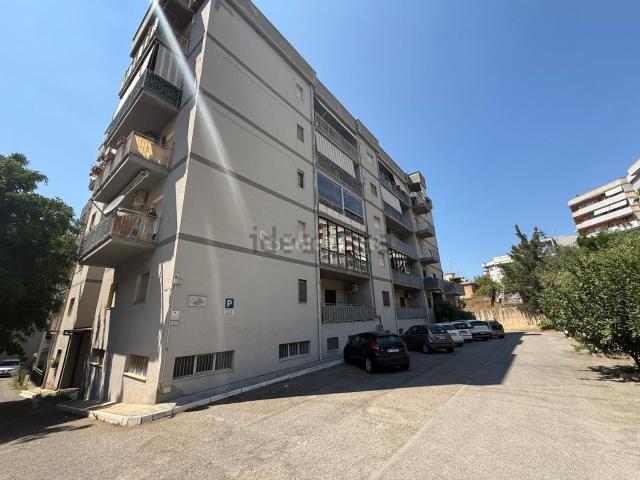Appartamento in affitto a Calabria, Reggio Calabria
