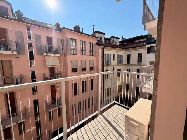 Appartamento in affitto a Municipio 1, Milano