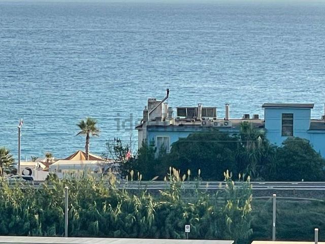 Appartamento in affitto a Vallecrosia, Liguria