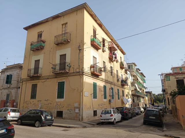 Appartamento in affitto a Coroglio, Campania