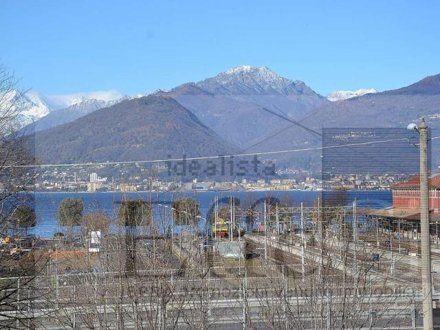Appartamento in affitto a Laveno, Laveno-Mombello