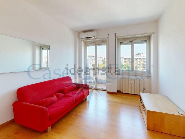 Appartamento in affitto a Municipio 7, Milano