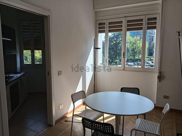 Appartamento in affitto a Municipio 8 di Milano, Milano