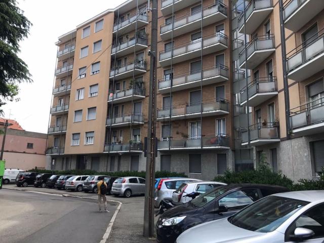 Appartamento in affitto a Cazzaniga, Monza