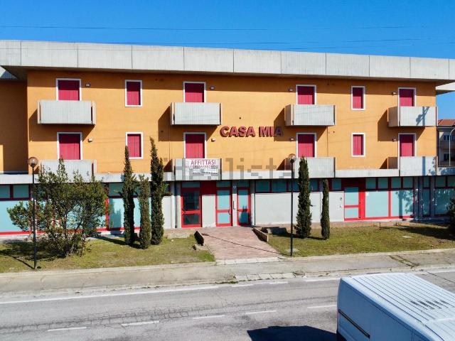 Appartamento in affitto a Taglio Di Po, Veneto