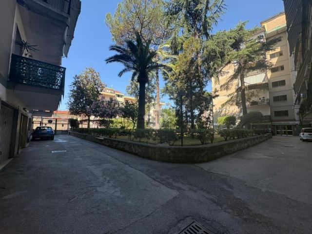 Appartamento in affitto a Ercolano, Campania
