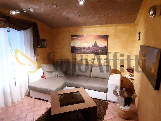 Appartamento in affitto a Centro Storico, Modena