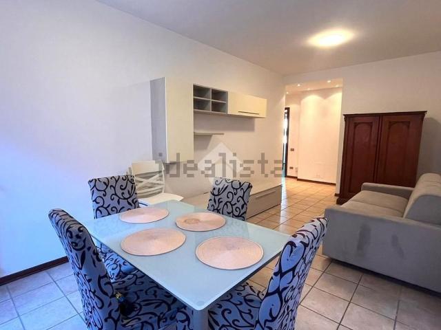 Appartamento in affitto a Municipio 9, Milano