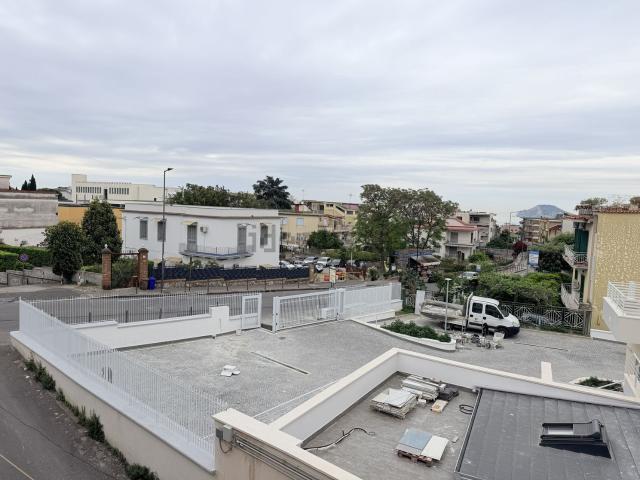 Appartamento in affitto a Pisciarelli, Pozzuoli