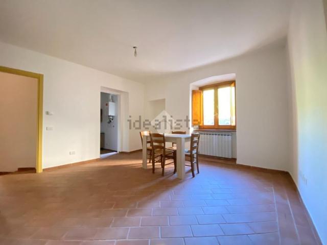 Appartamento in affitto a Acquasparta, Umbria