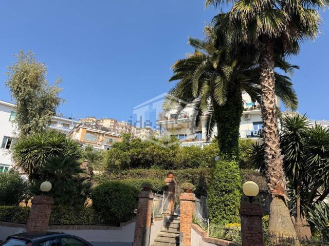 Appartamento in affitto a Municipalità 1, Campania