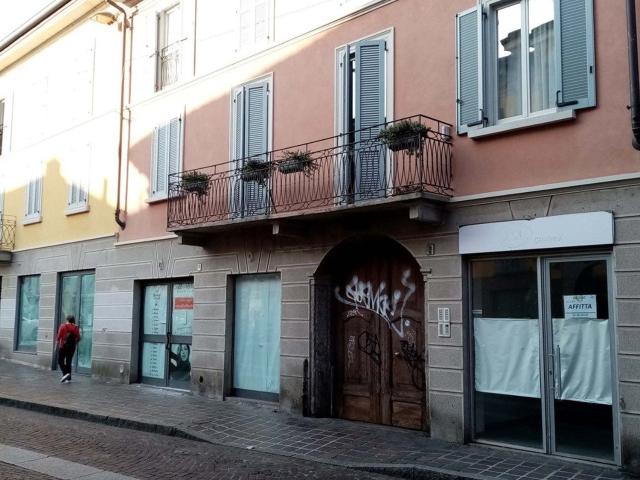Appartamento in affitto a Centro, Monza