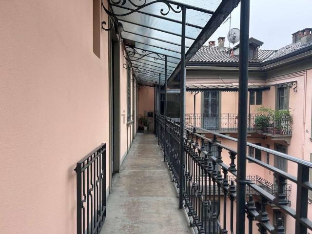 Appartamento in affitto a Viale Geno, Como