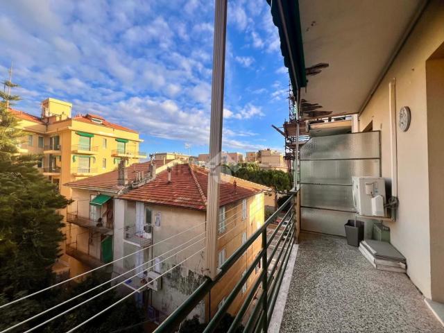 Appartamento in affitto a Finale Ligure, Liguria