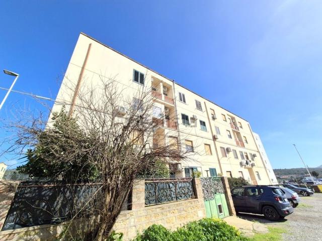 Appartamento in affitto a Rinascita, Carbonia