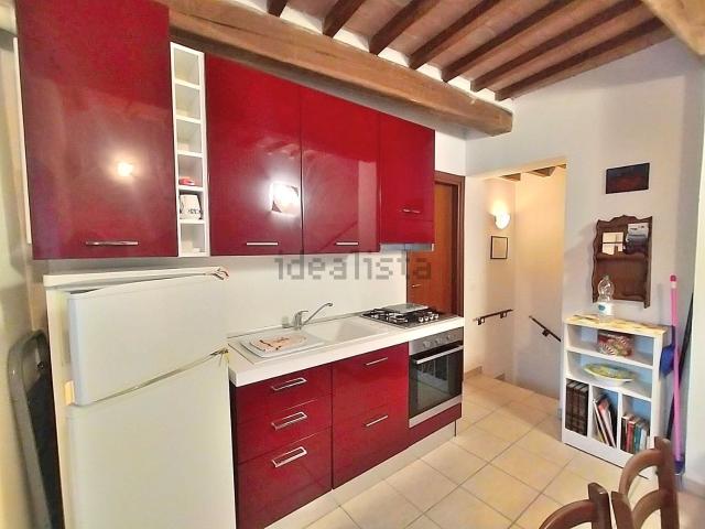 Appartamento in affitto a Colle, Bettona