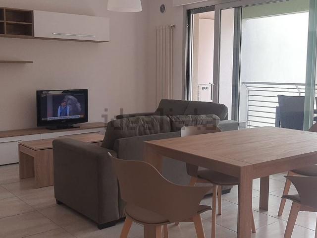 Appartamento in affitto a Zanni, Pescara