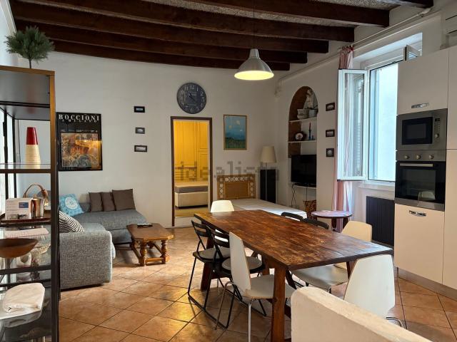 Appartamento in affitto a Vetra, Milano