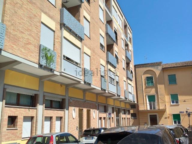 Appartamento in affitto a Centro Storico, Marche