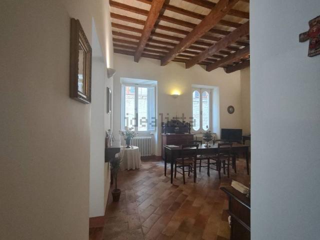 Appartamento in affitto a Tirassegno, Marche