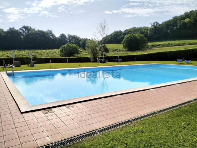 Appartamento in affitto a Padenghe Sul Garda, Lombardia